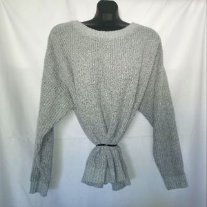 Knitted gray longleeve sweater